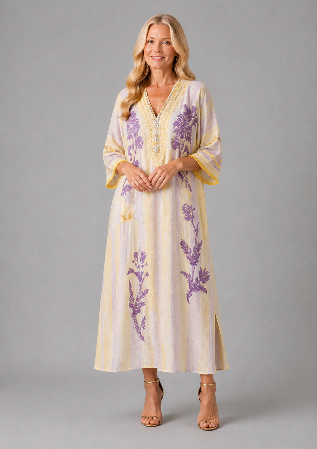 Aurelia | V-Ausschnitt Maxikleid mit halben Ärmeln und Streifenmuster