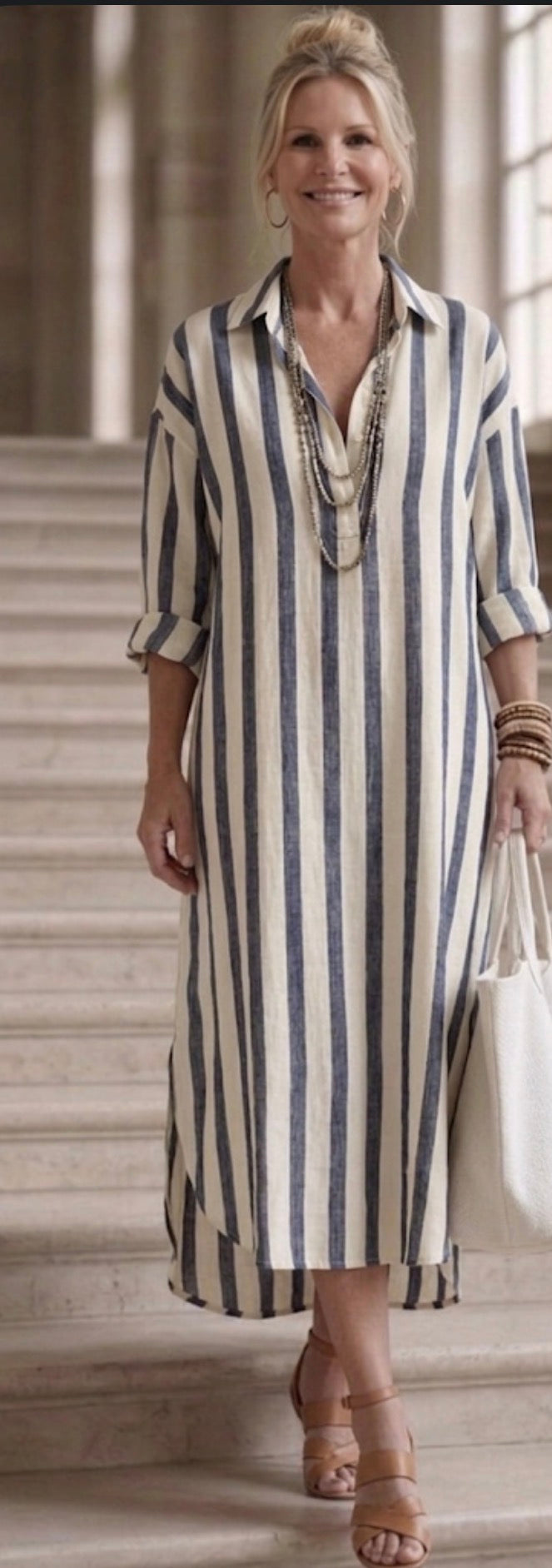 Naomi | Langärmeliges gestreiftes Midi-Hemdkleid