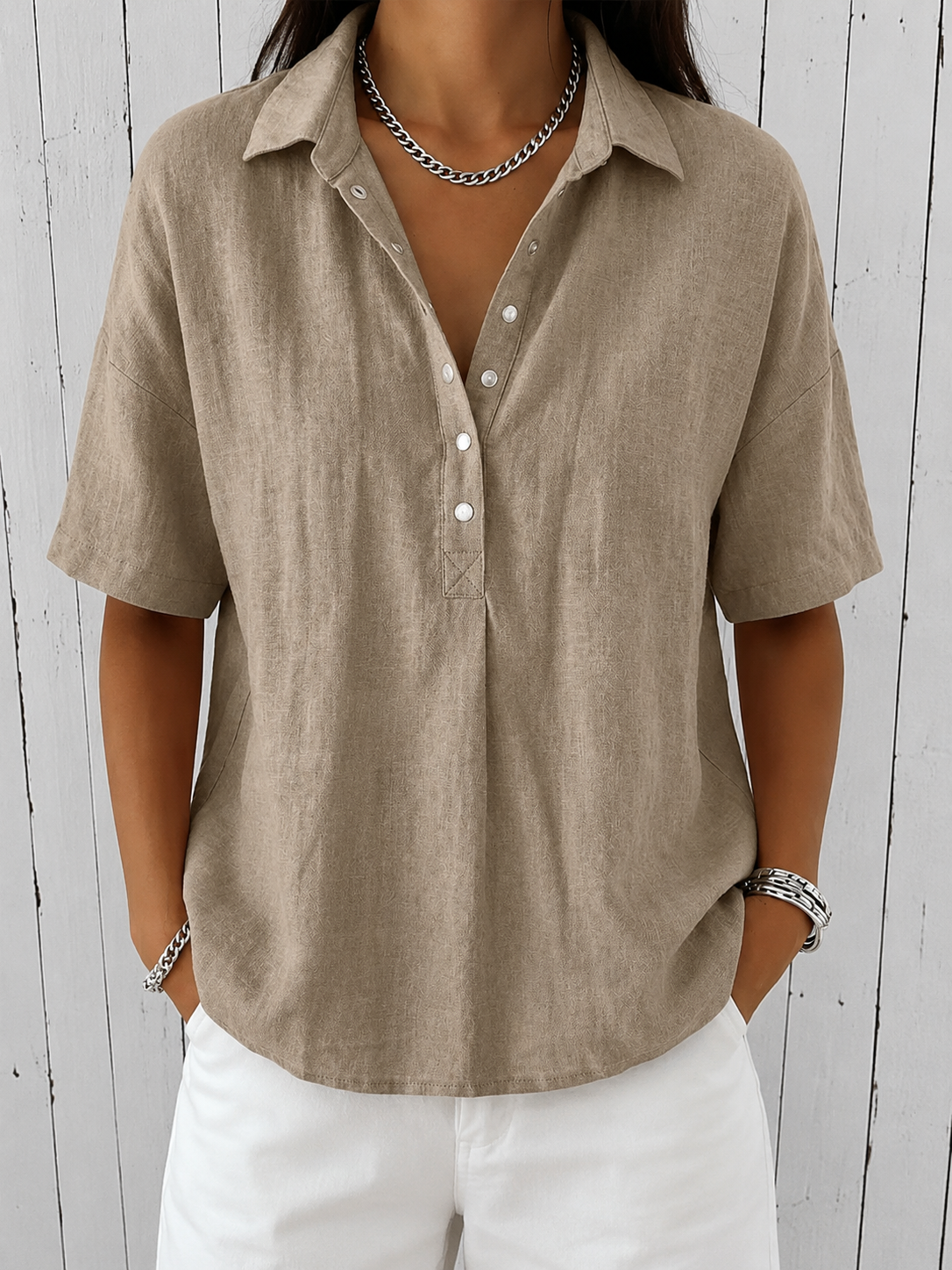 Ava | Bluse mit Kragen und Knopf