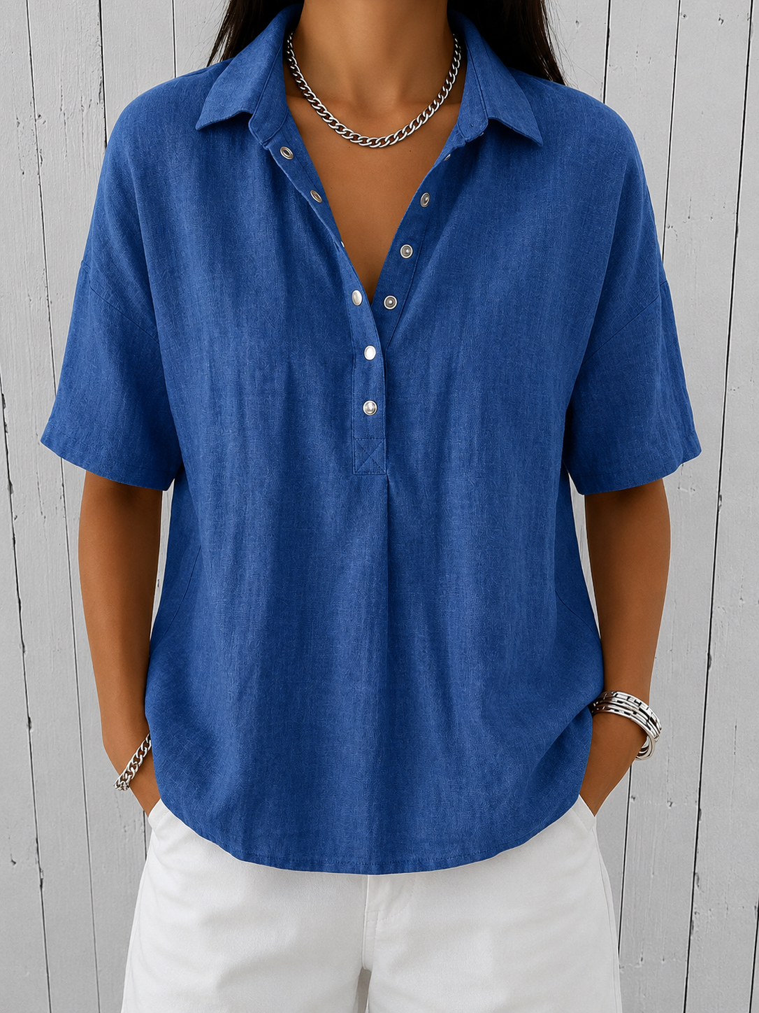 Ava | Bluse mit Kragen und Knopf