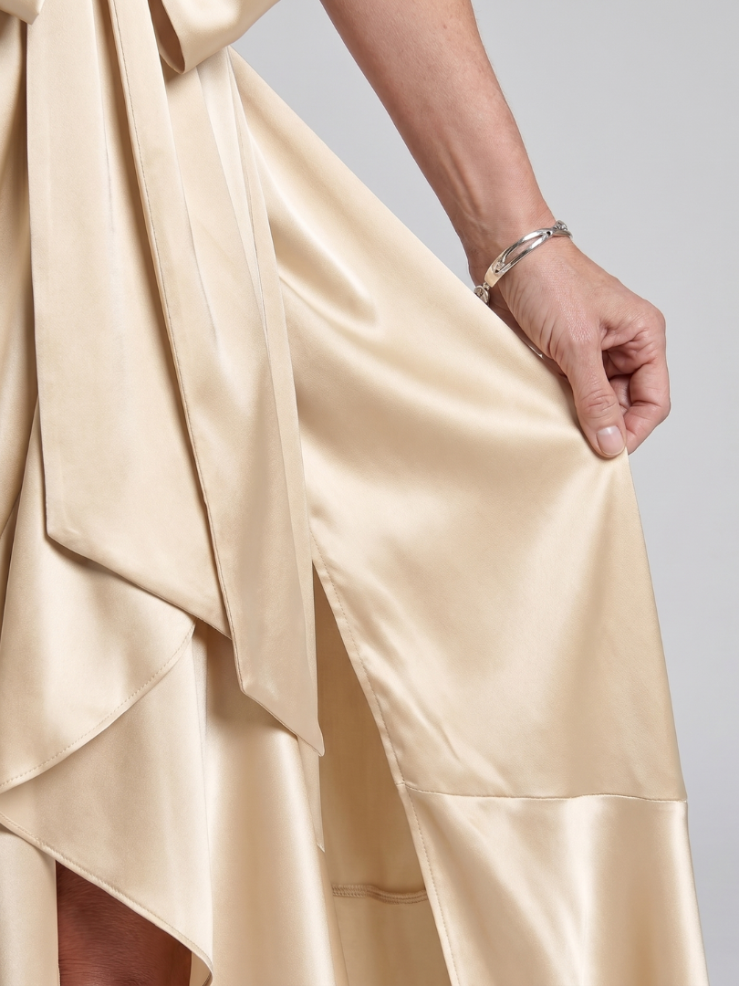 Honora | Halterneck Wickelkleid mit asymmetrischem Saum
