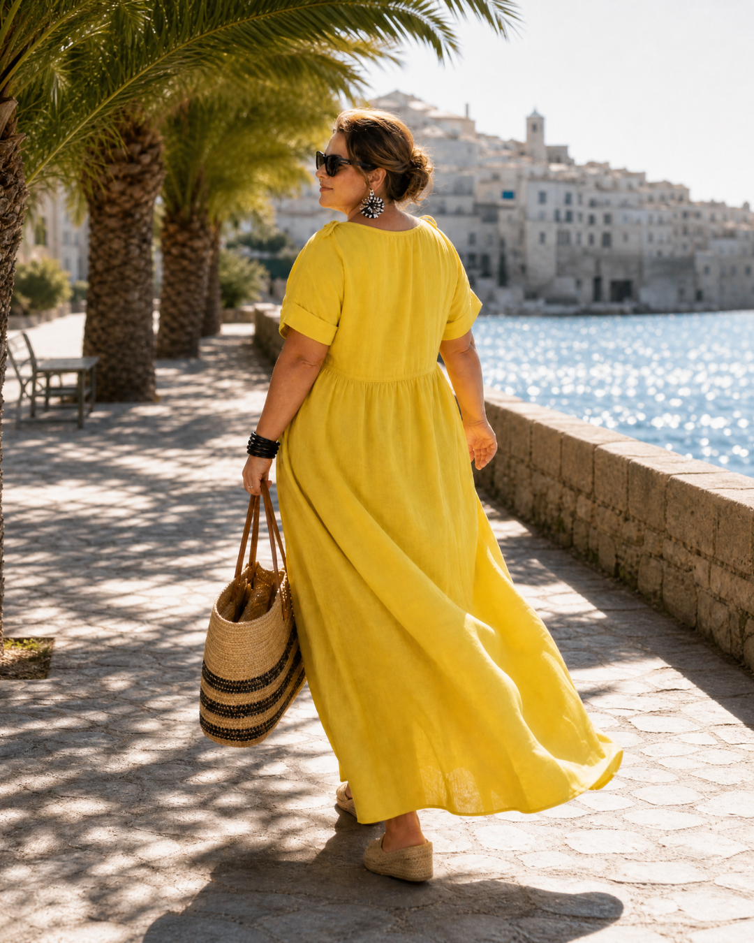 Zomla  | Texturiertes V-Ausschnitt Midi-Kleid mit kurzen Ärmeln