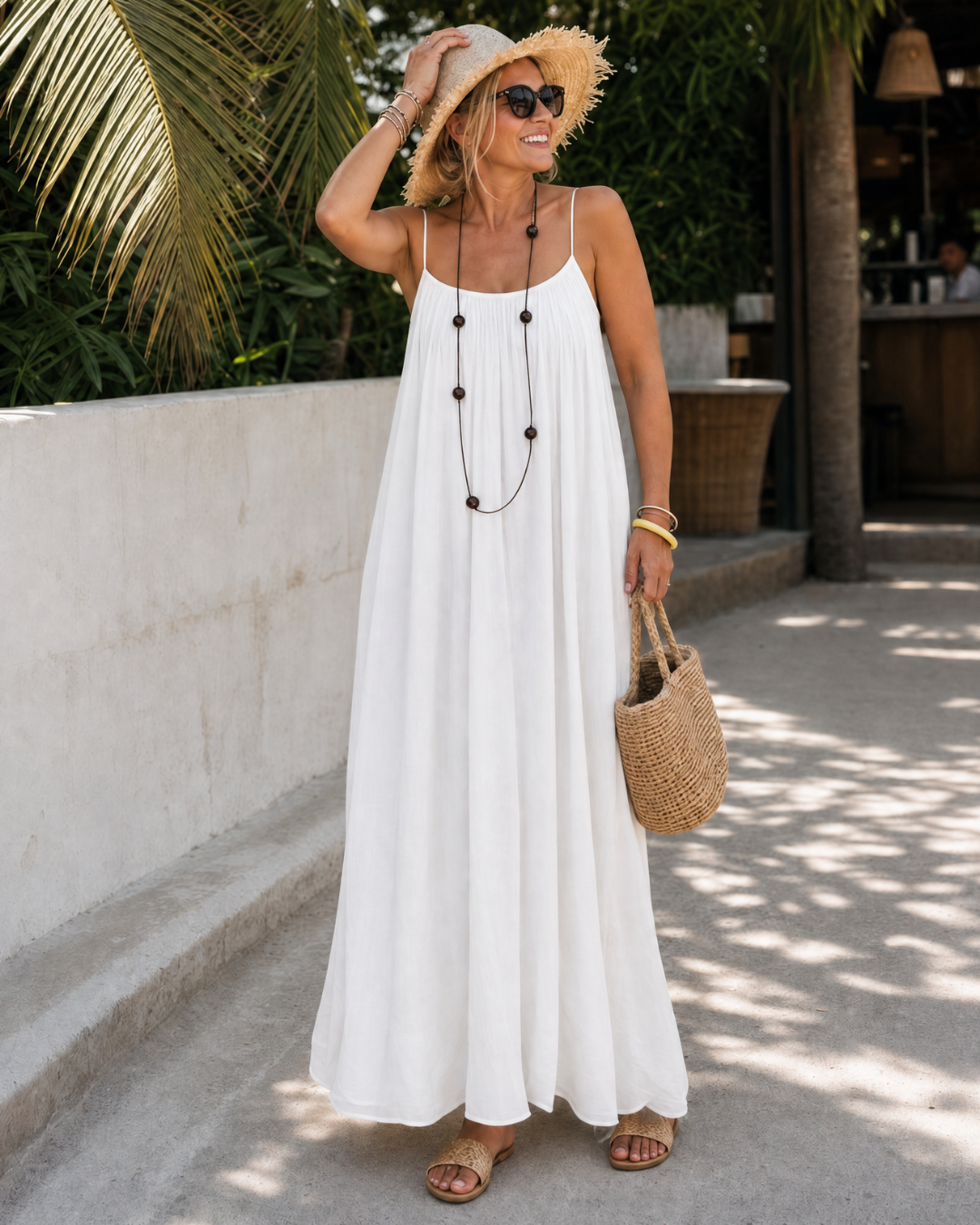 Amener | Fließendes ärmelloses Strappy Relaxed Midi Kleid