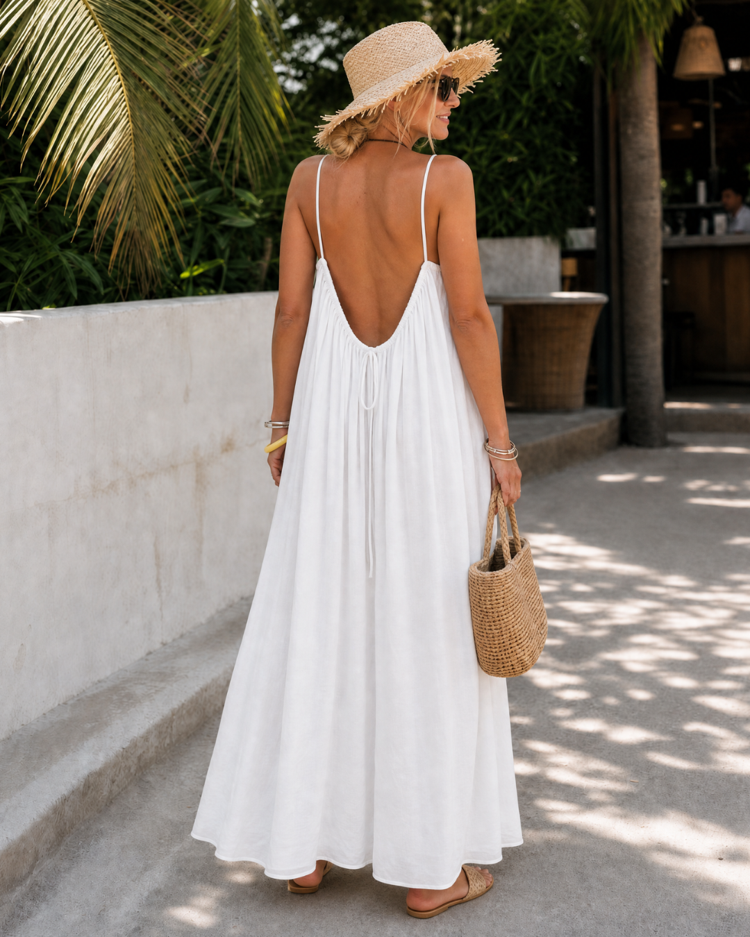 Amener | Fließendes ärmelloses Strappy Relaxed Midi Kleid