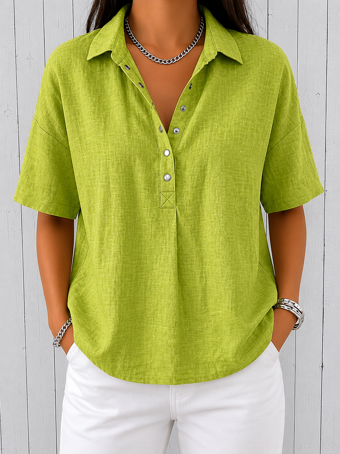 Ava | Bluse mit Kragen und Knopf