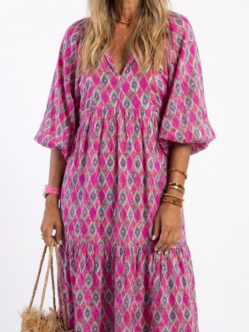 Apolline | Midi-Kleid mit dreiviertel Ärmeln und V-Ausschnitt im Muster