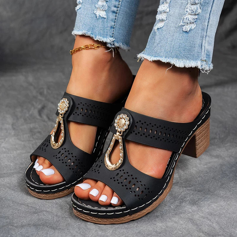 Elegante Orthopädische Sandalen